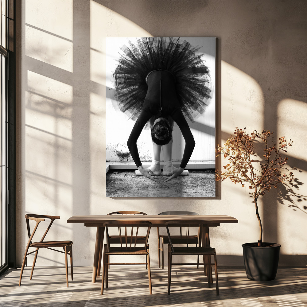 Canvas taulu - Balerina ruokapöydän yli