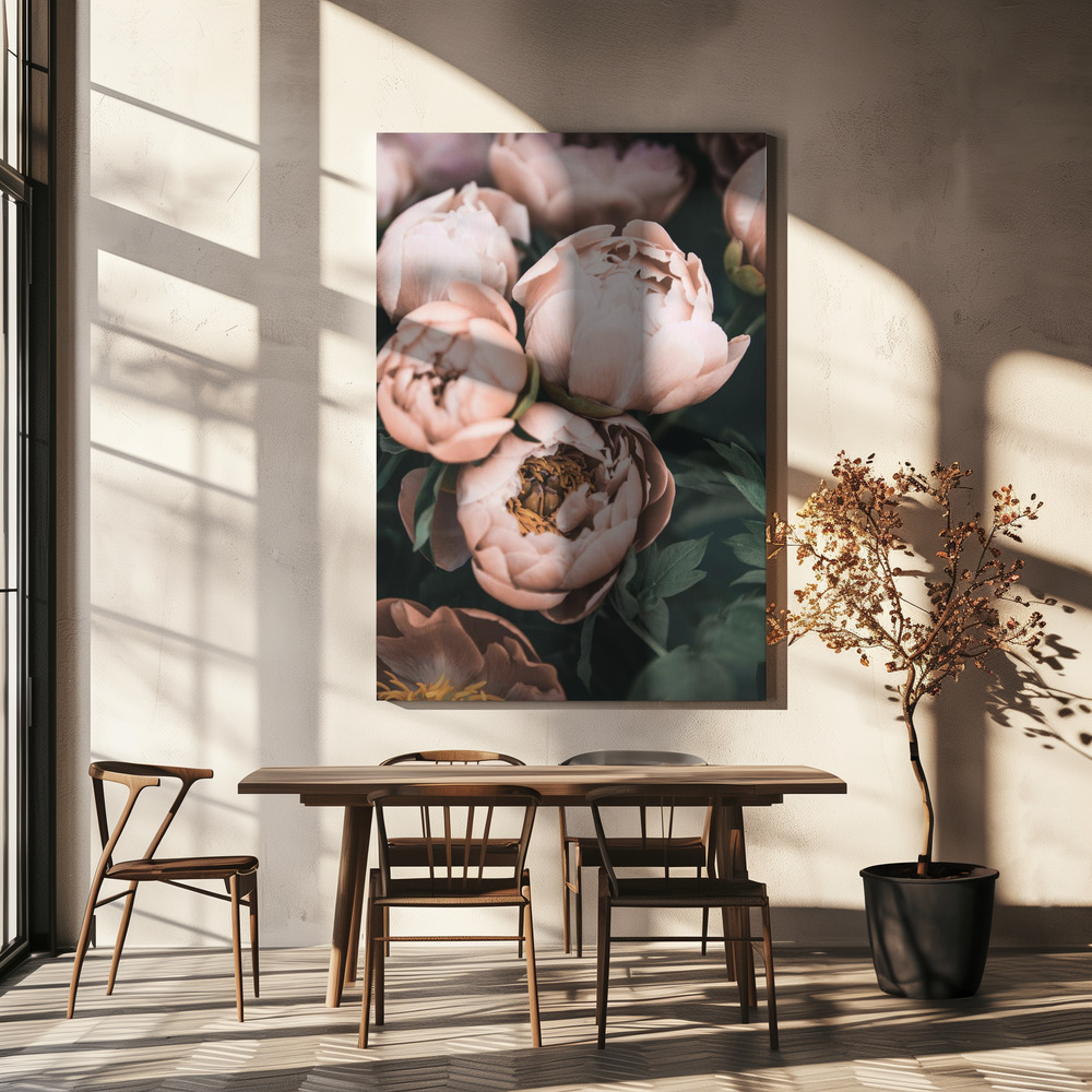 Stampe su tela - Coral Peonies sopra il tavolo da pranzo