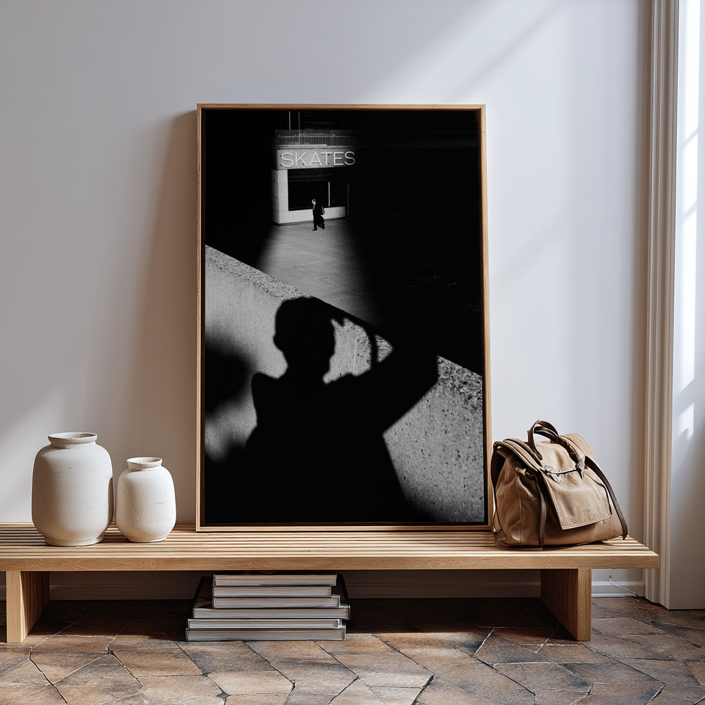 Canvas print - Street photographer in guest room
