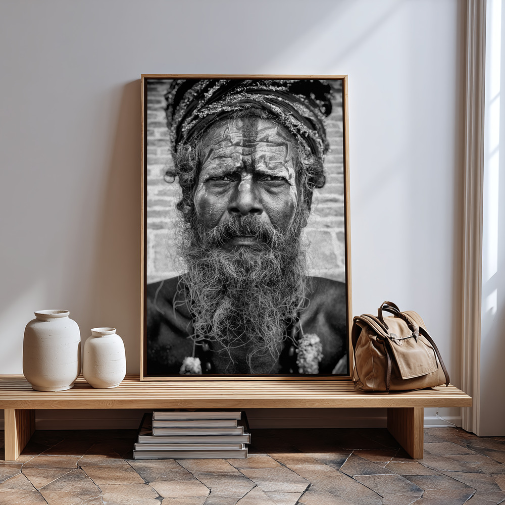 Canvas print - Sadhu in guest room