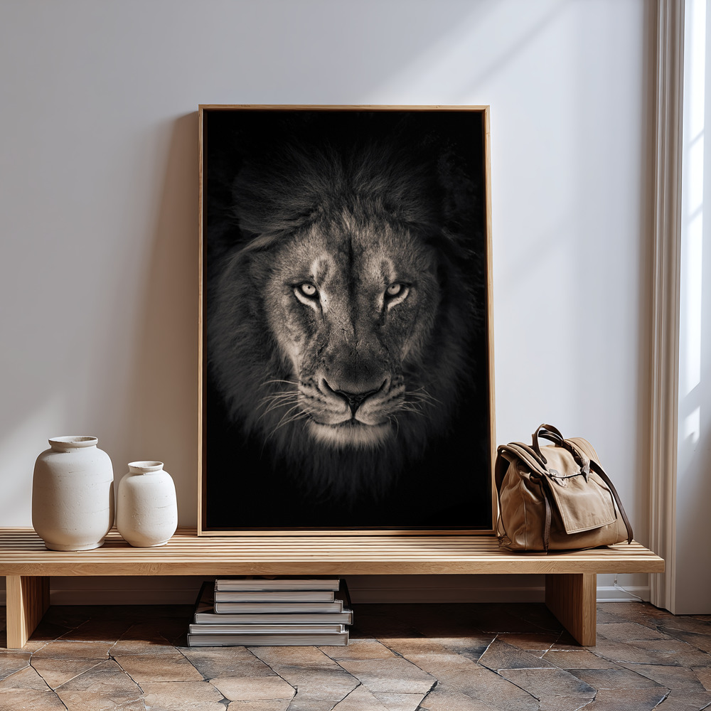 Canvas print - The king in guest room