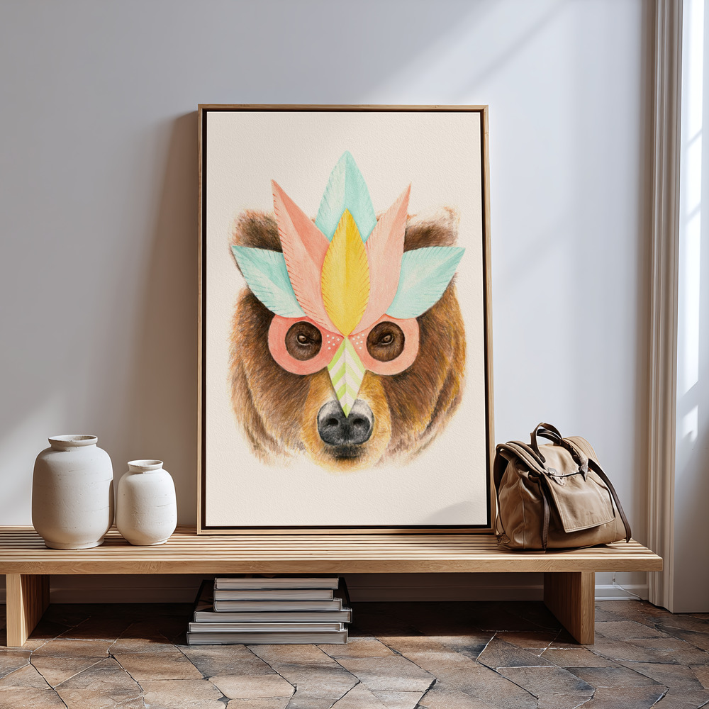 Toile - Bear Paper Mask à l'entrée