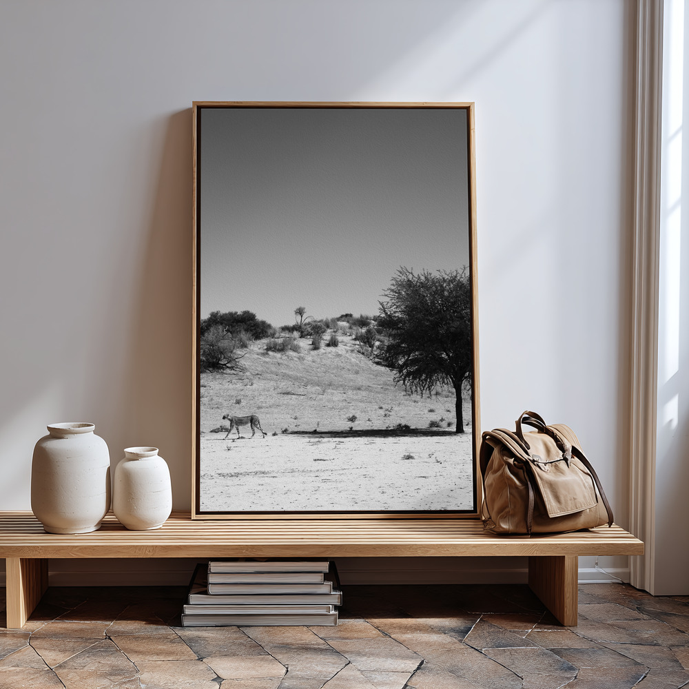 Canvas print - Loner in guest room