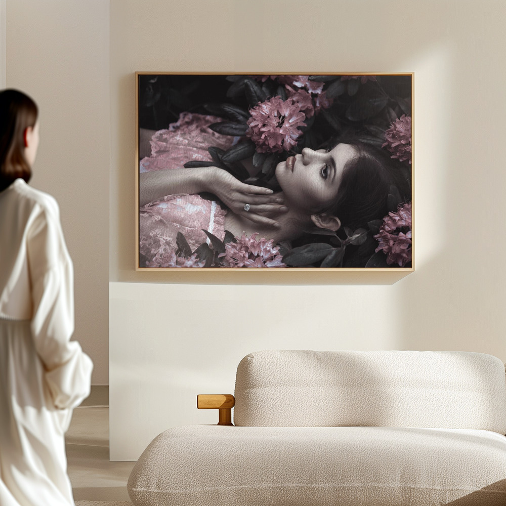 Toile - Joanna dans le hall