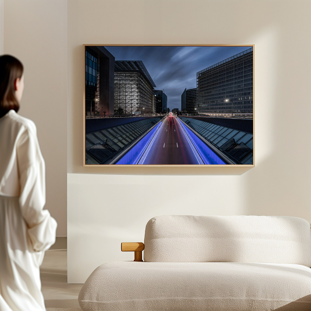 Canvas print - Into Brussels by night in the hall