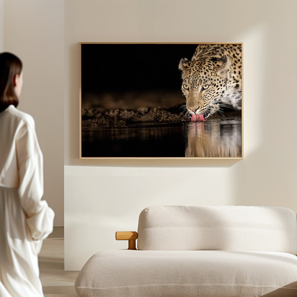 Canvas schilderi - Eye of the tiger in de hal