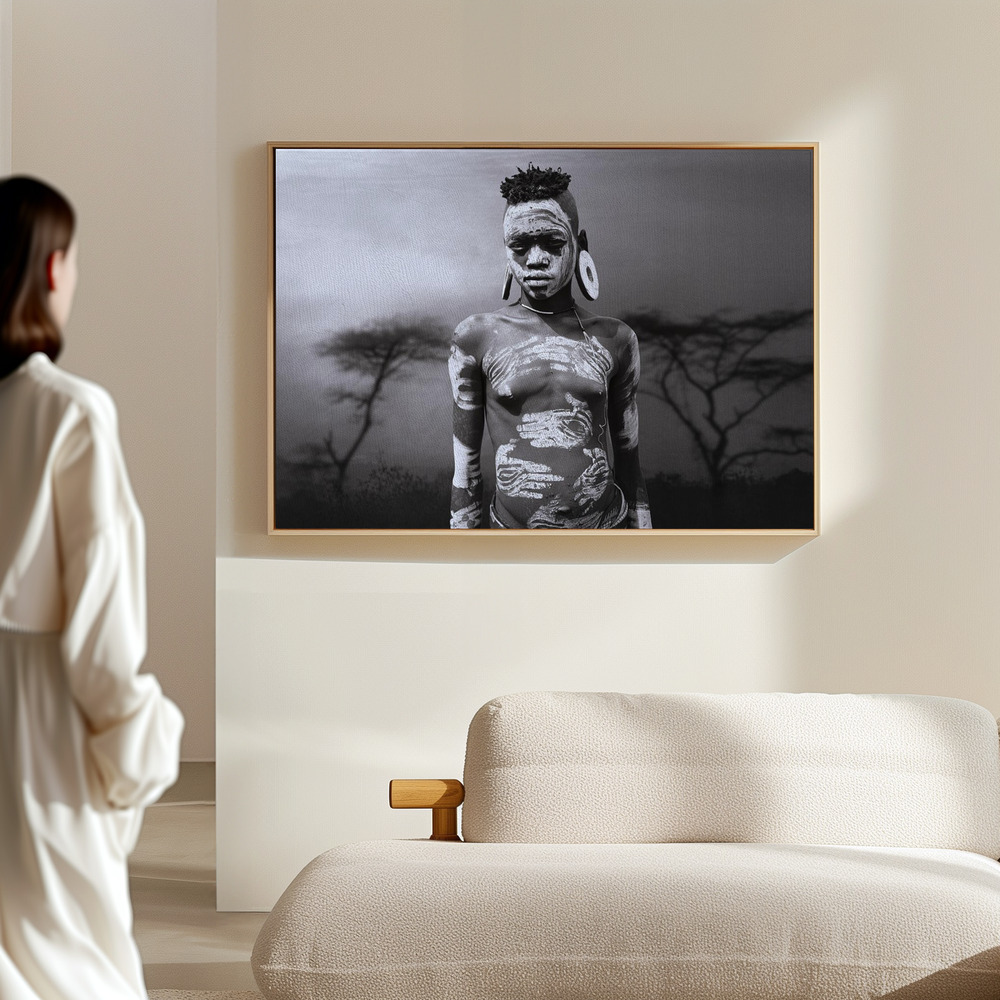 Canvas print - Mursi teen Mago 3 in the hall