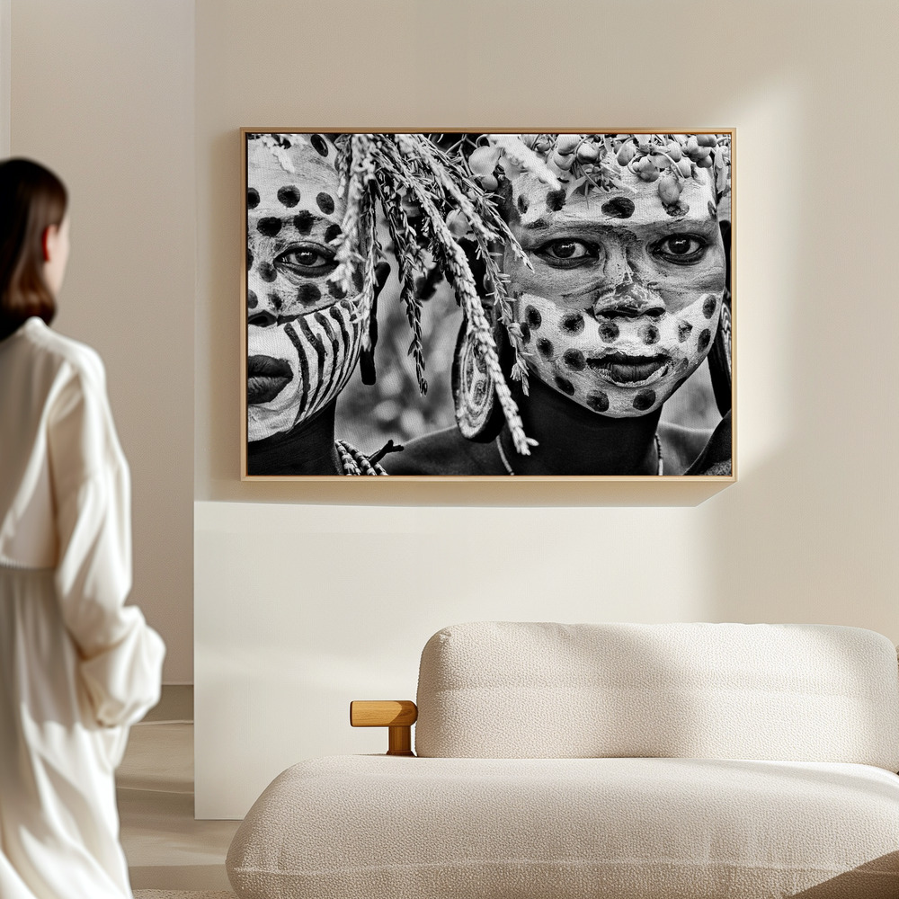 Canvas print - Untitled in the hall