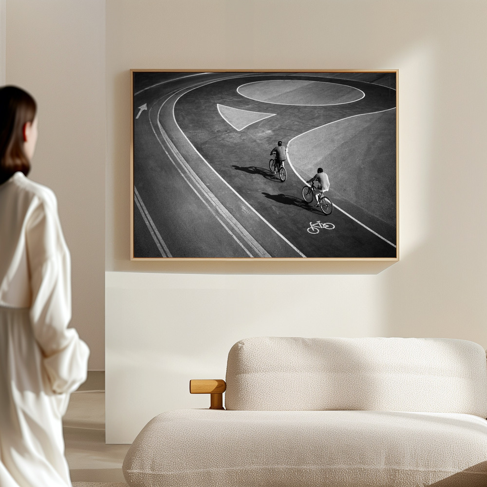 Canvas print - Cycling tour in the hall