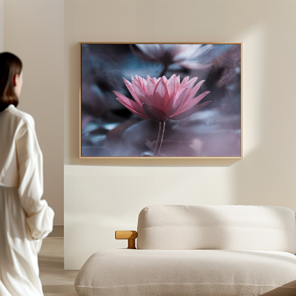 Canvas print - Silence in the hall