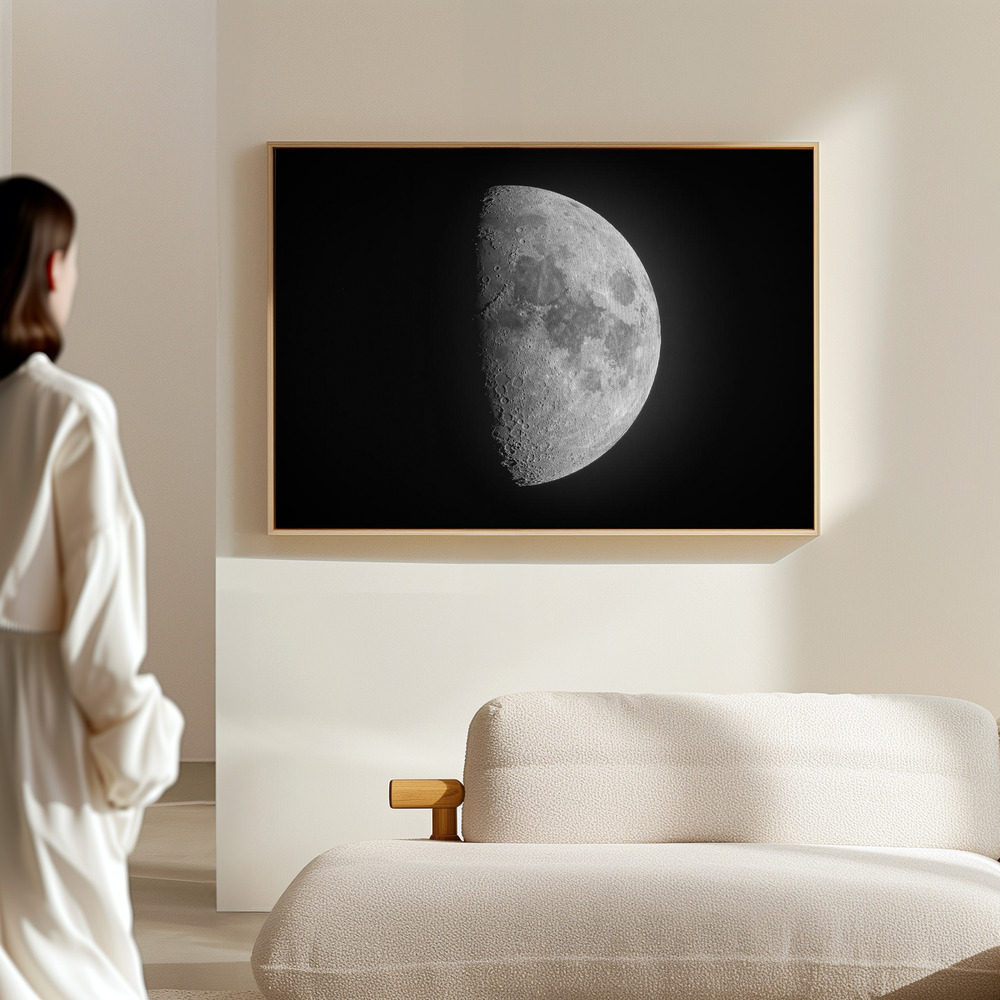 Canvas print - Luna in the hall