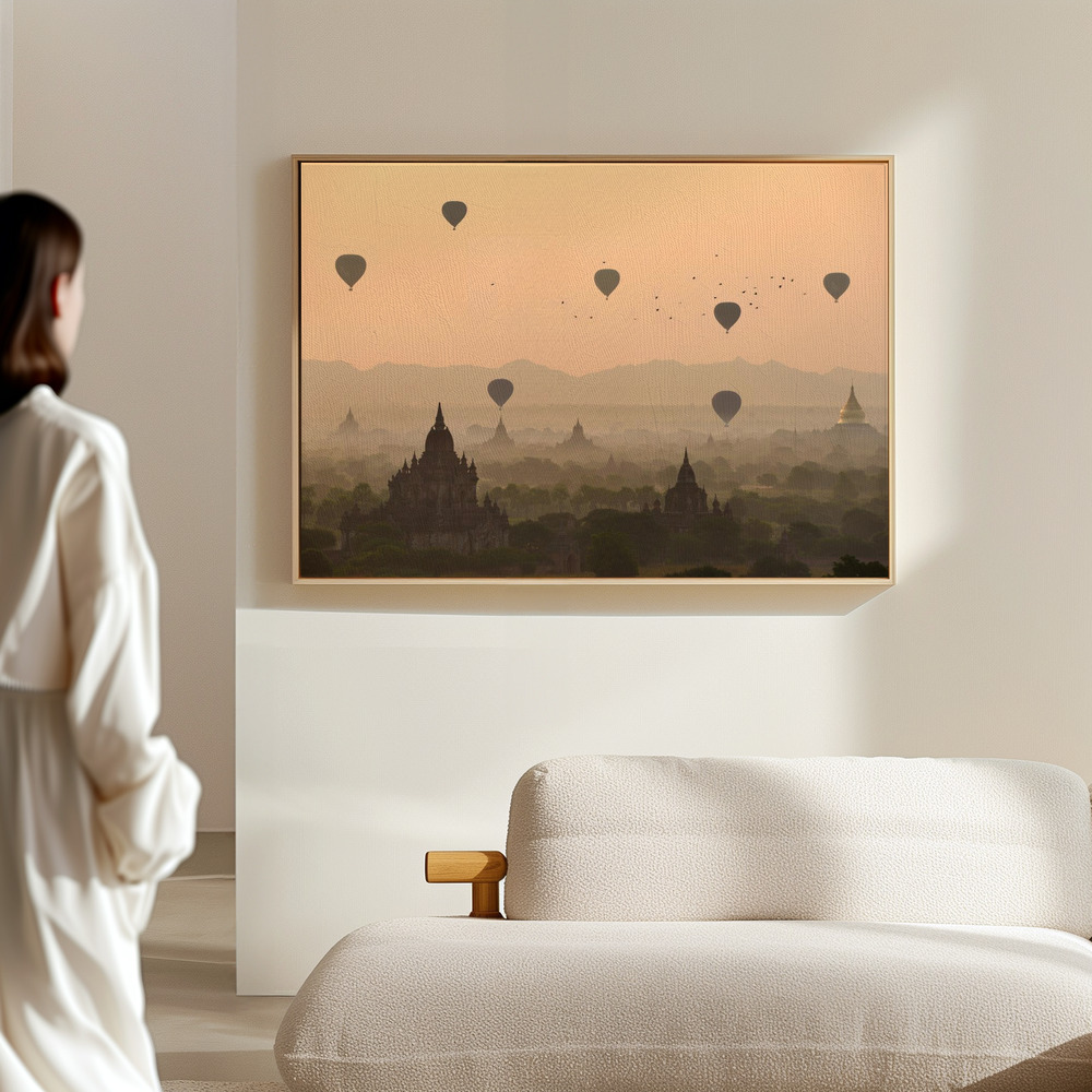 Canvas taulu - Bagan, balloons flying over ancient temples salissa