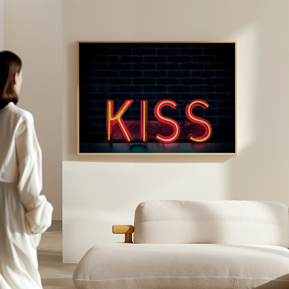 Canvas print - Kiss in Neon in the hall