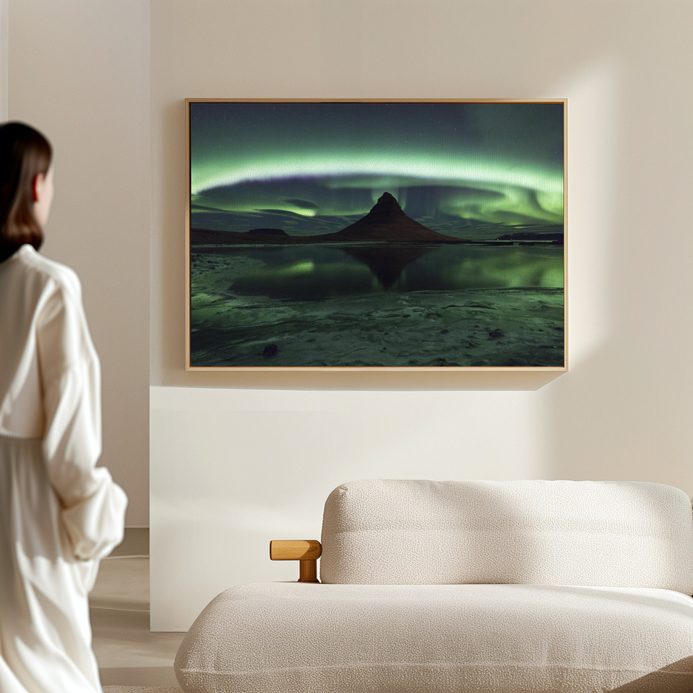 Canvas print - Kirkjufell Aurora in the hall