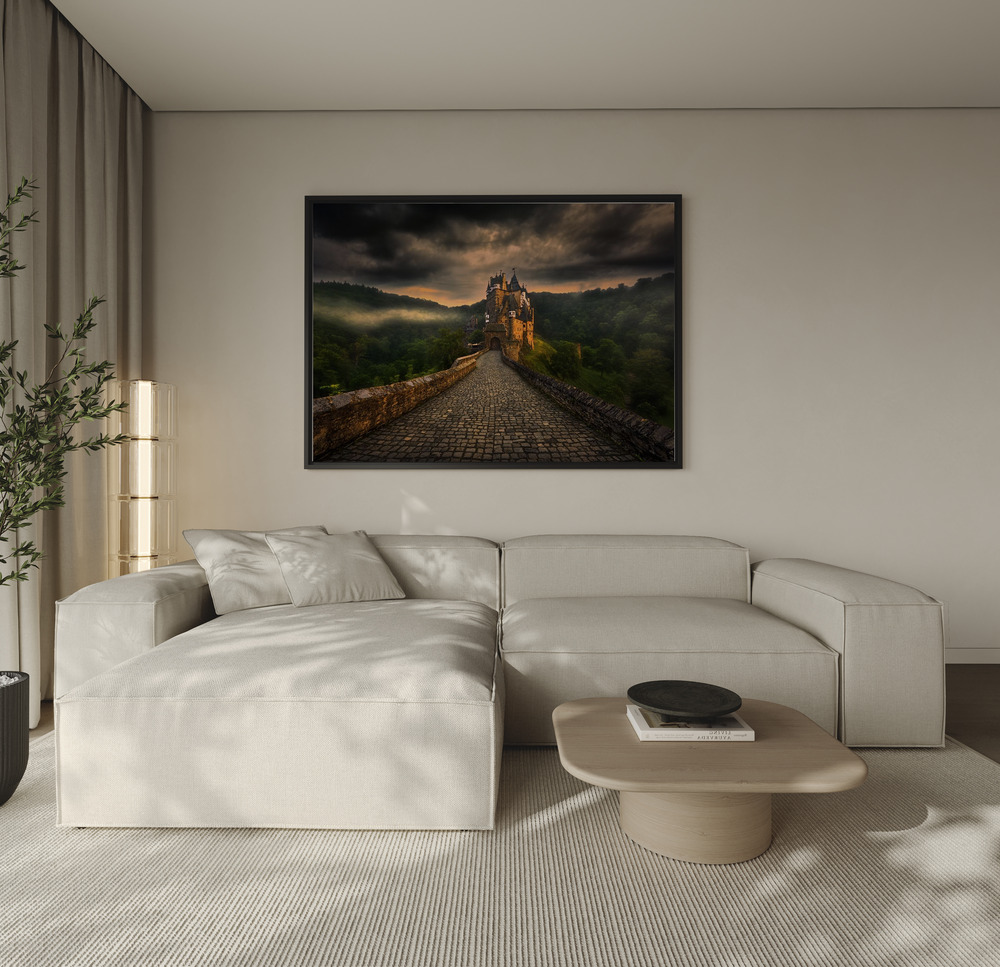 Toile - Eltz... au-dessus du canapé