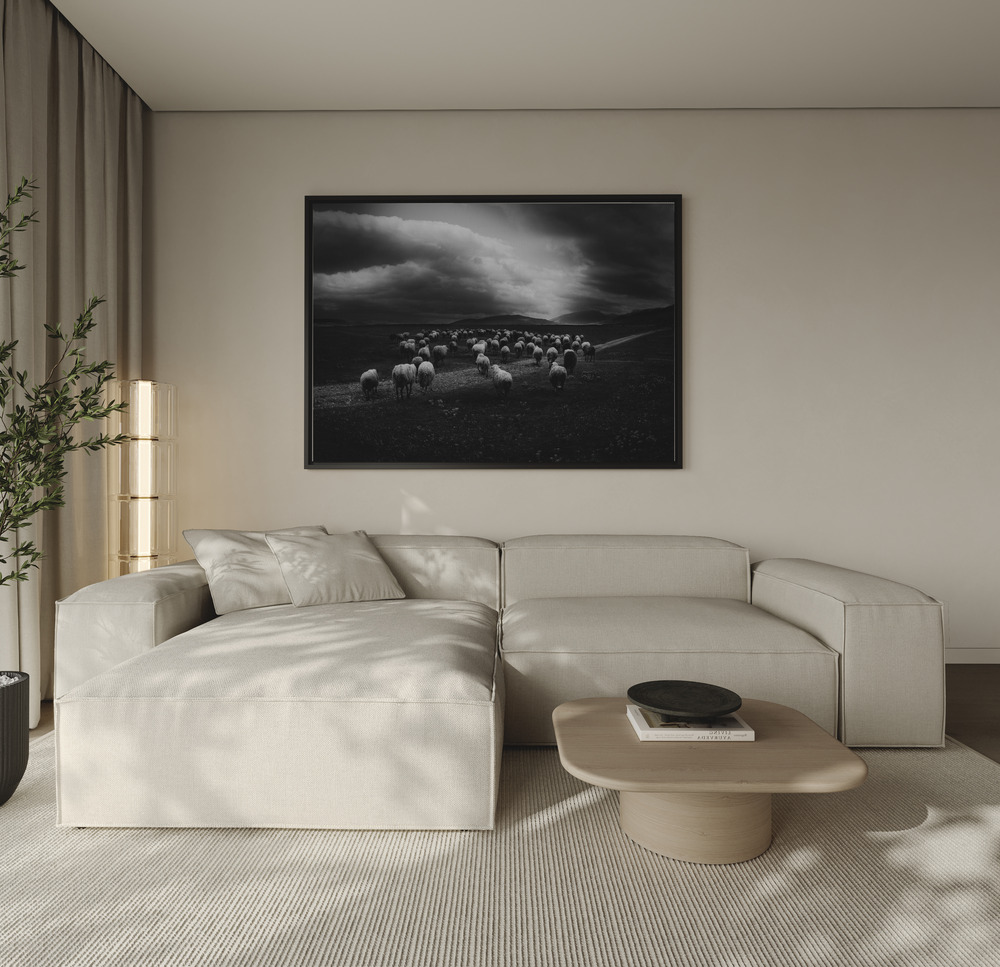 Obraz na płótnie - Storm's Advance nad sofą