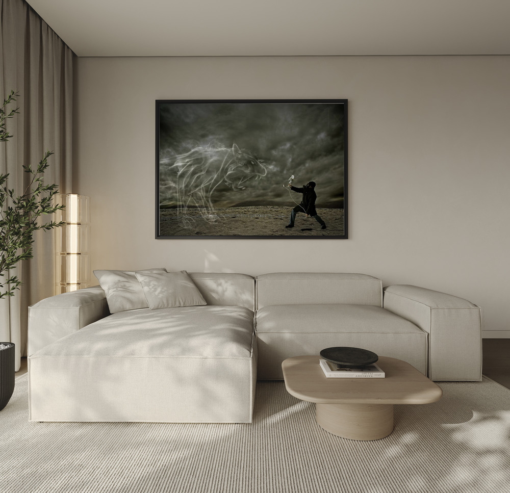 Canvas taulu - Soft Weapon sohvan yli