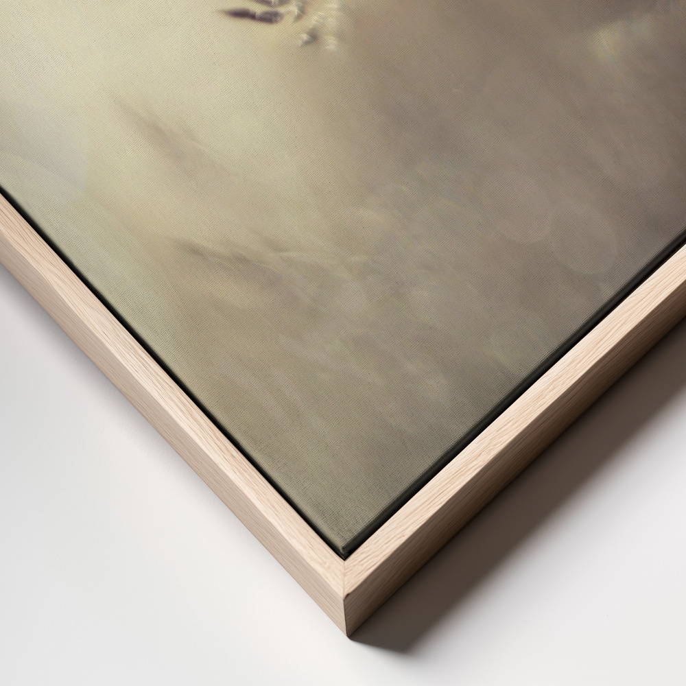 Canvas print - Little lady frame close up