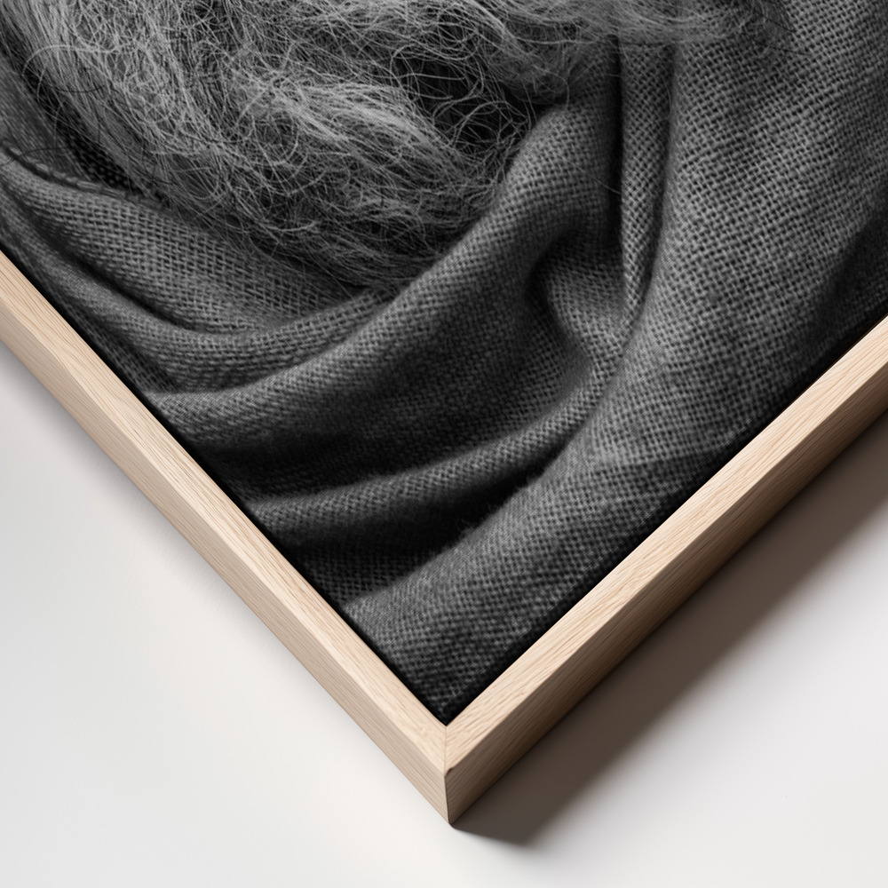 Canvas print - Indian dark face frame close up - natural frame