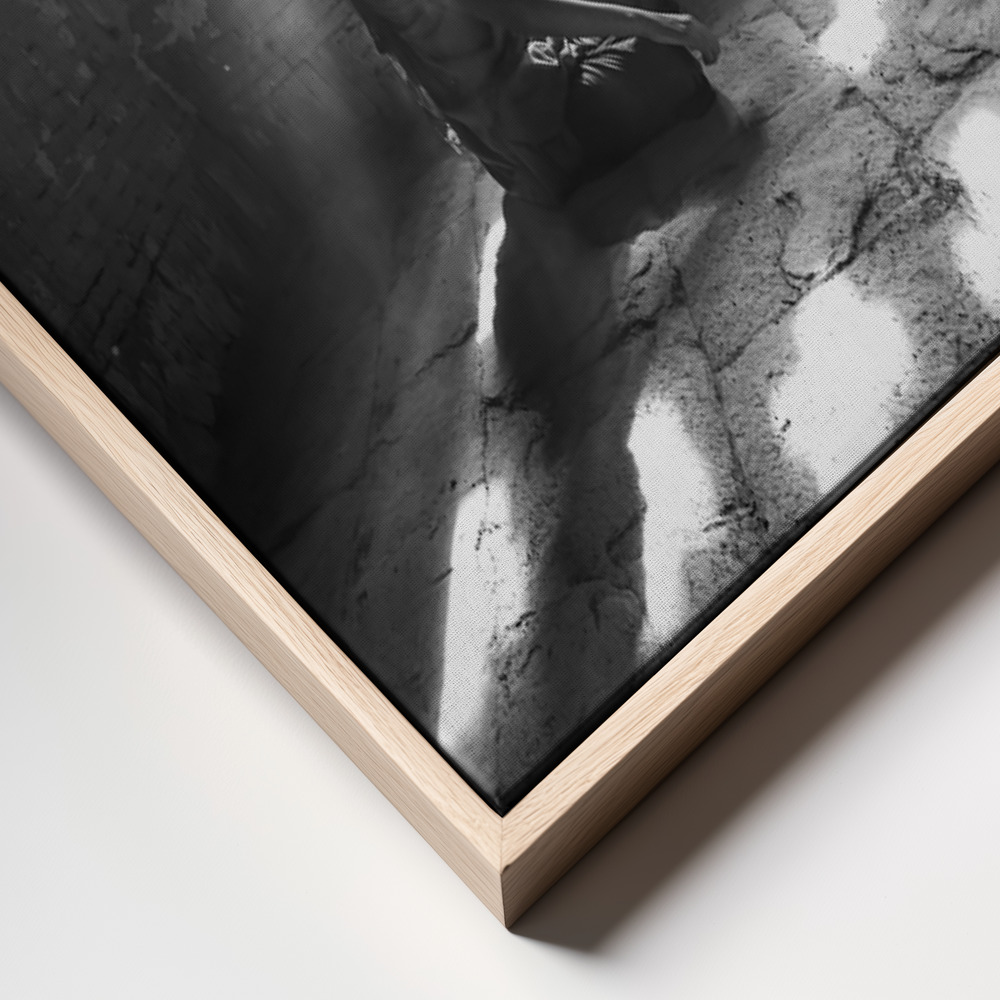 Canvas print - Learning with the master frame close up