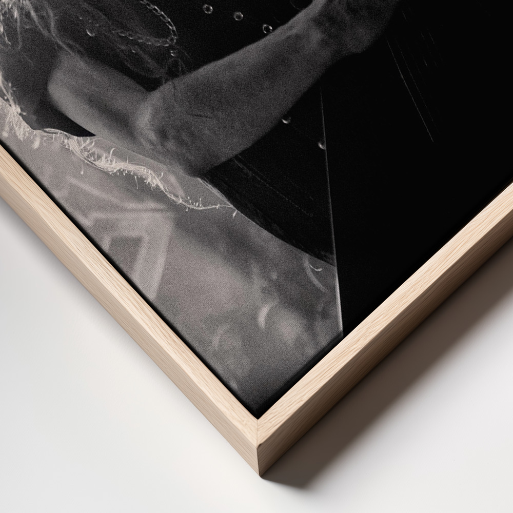 Canvas print - Give it your all frame close up