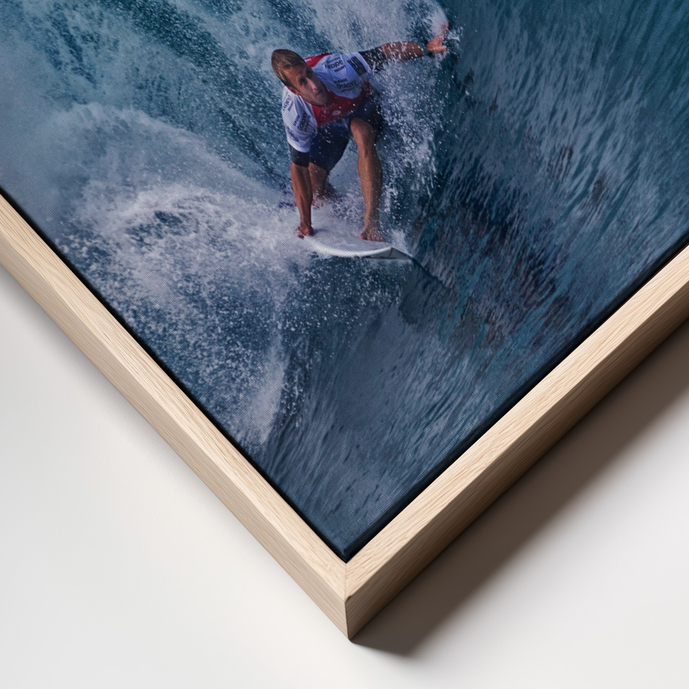 Canvas print - Out of a water tunnel frame close up