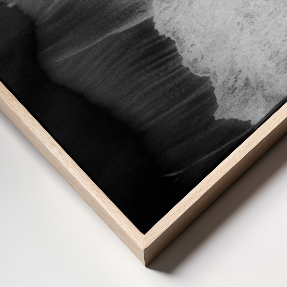 Canvas print - TRYING TO SURF frame close up