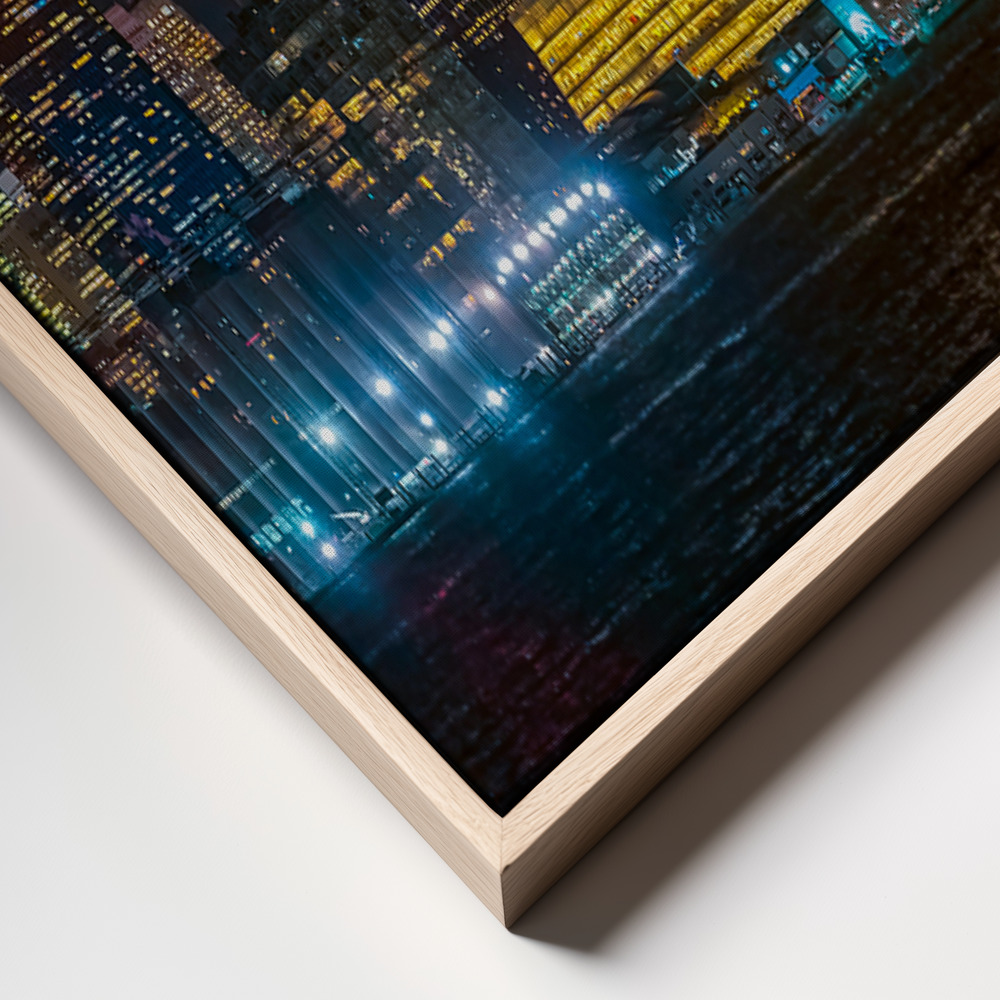 Canvas print - Super Blue Moon 2018, New York City frame close up