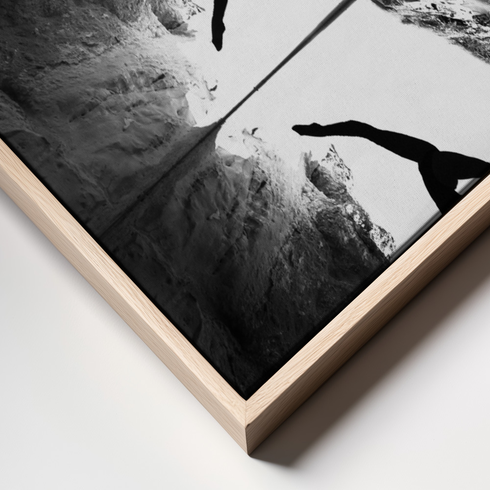 Stampe su tela - A beating heart frame close up