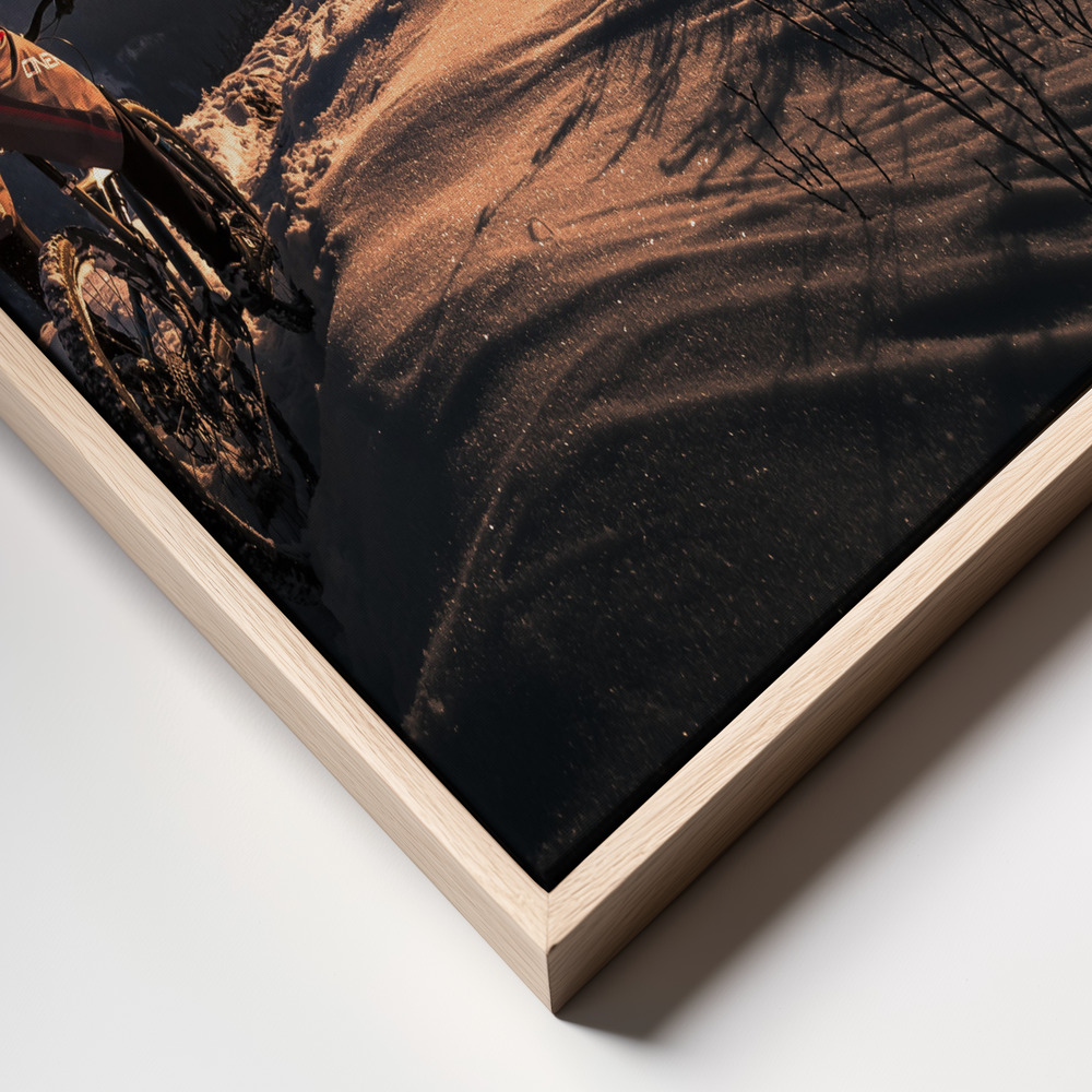 Canvas schilderi - Winter shredding frame close up - natuurlijk frame