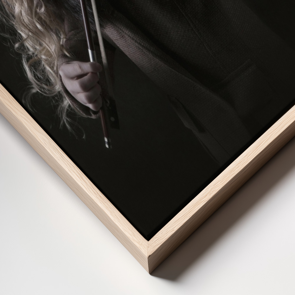 Canvas print - Summer and Thomas frame close up