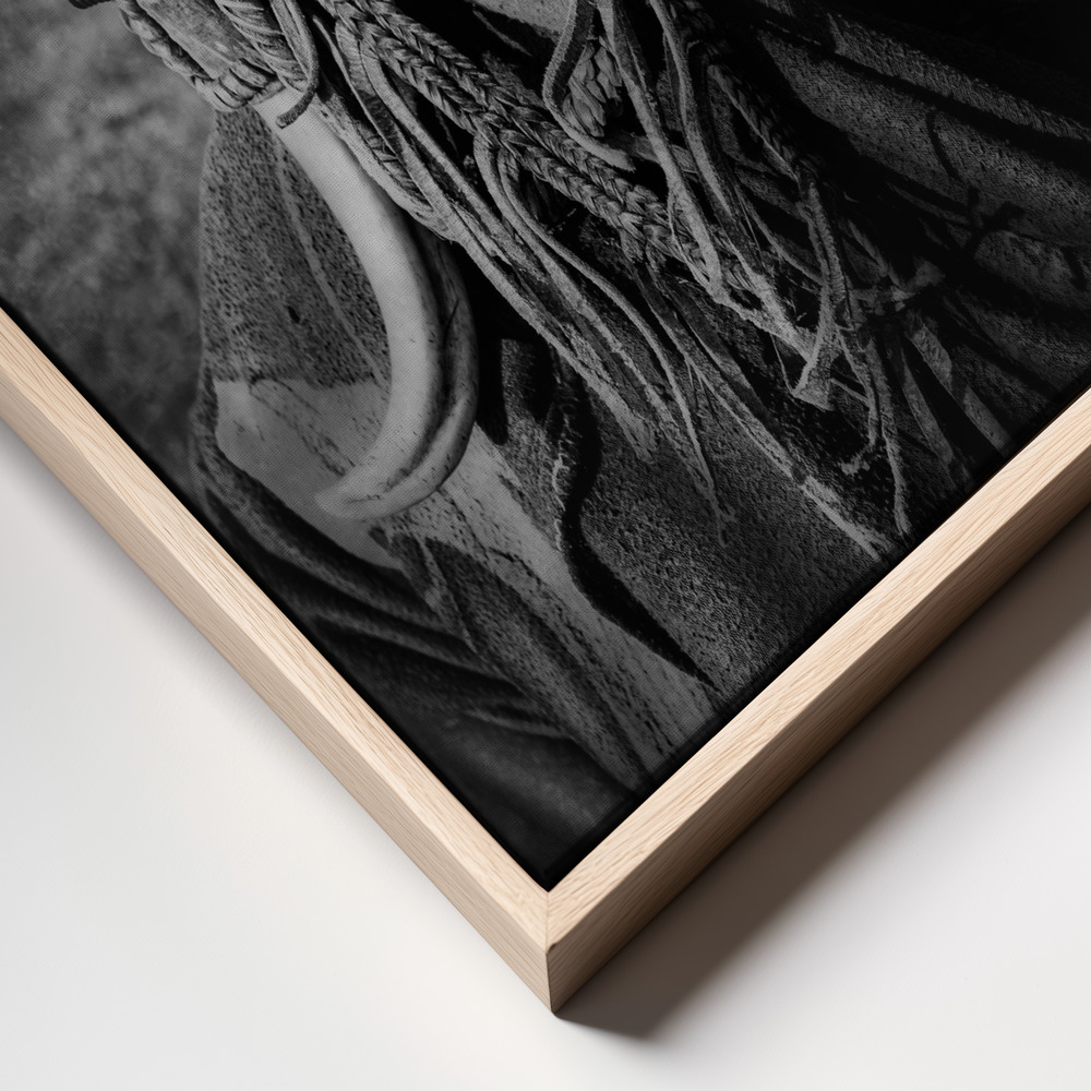 Canvas print - Omo Valley Girl frame close up