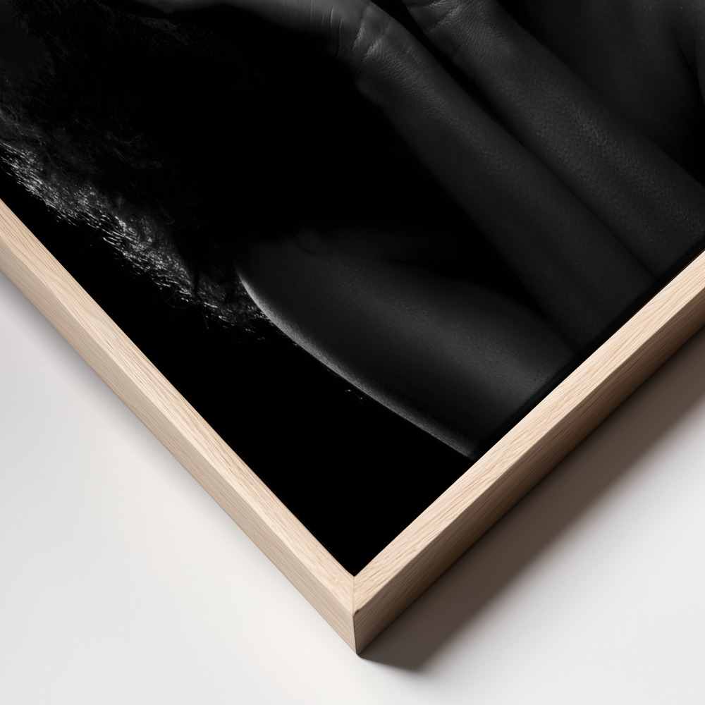 Canvas print - Kiss me frame close up