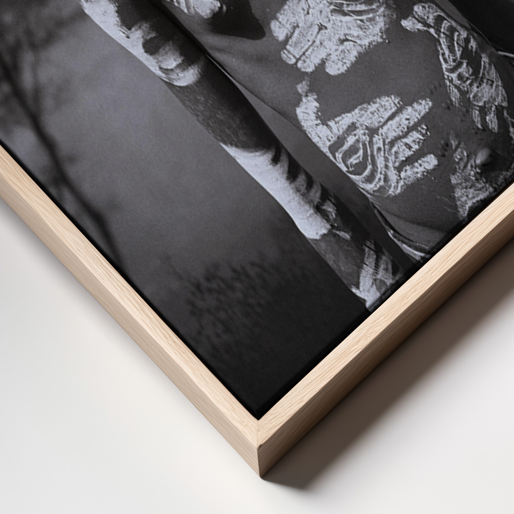 Canvas print - Mursi teen Mago 3 frame close up