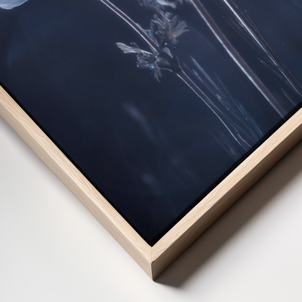 Canvas print - Meanwhile, oustide walls frame close up