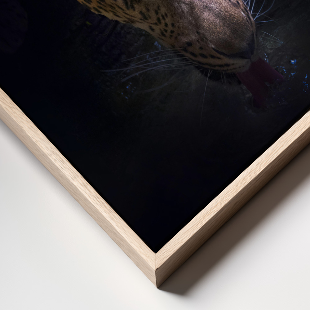 Canvas print - Drinking frame close up