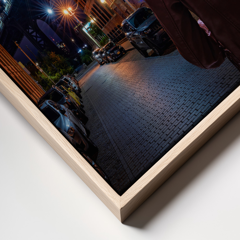 Canvas print - Manhattan bridge frame close up - natural frame