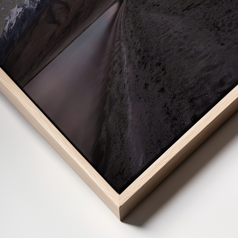Canvas print - Oh Merak! frame close up