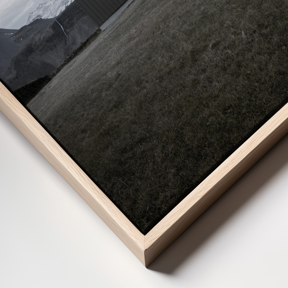 Canvas print - Búðakirkja frame close up