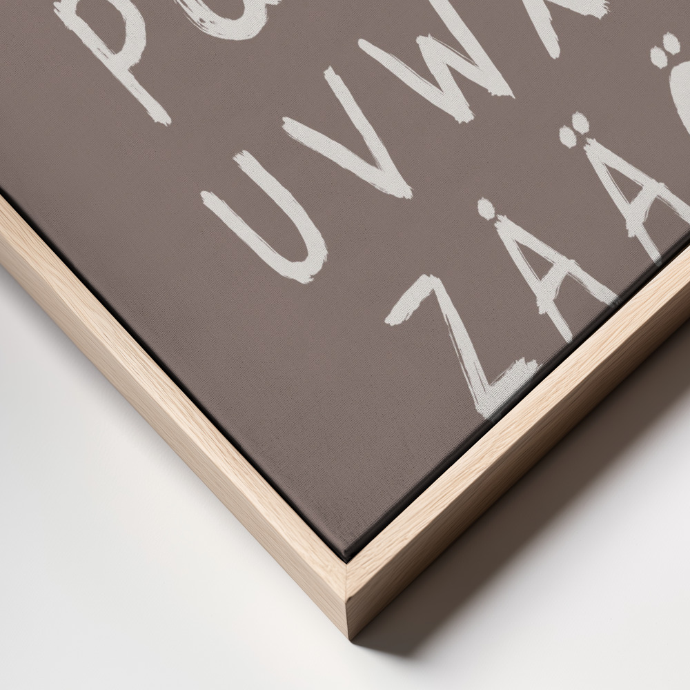 Canvas print - ABC Toothy Brun frame close up