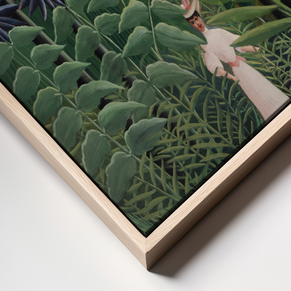 Canvas print - Femme Se Promenant Dans Une Foret Exotique frame close up