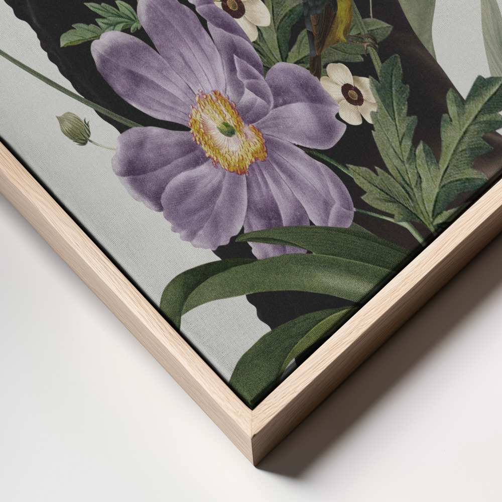 Canvas print - Purple flower frame close up