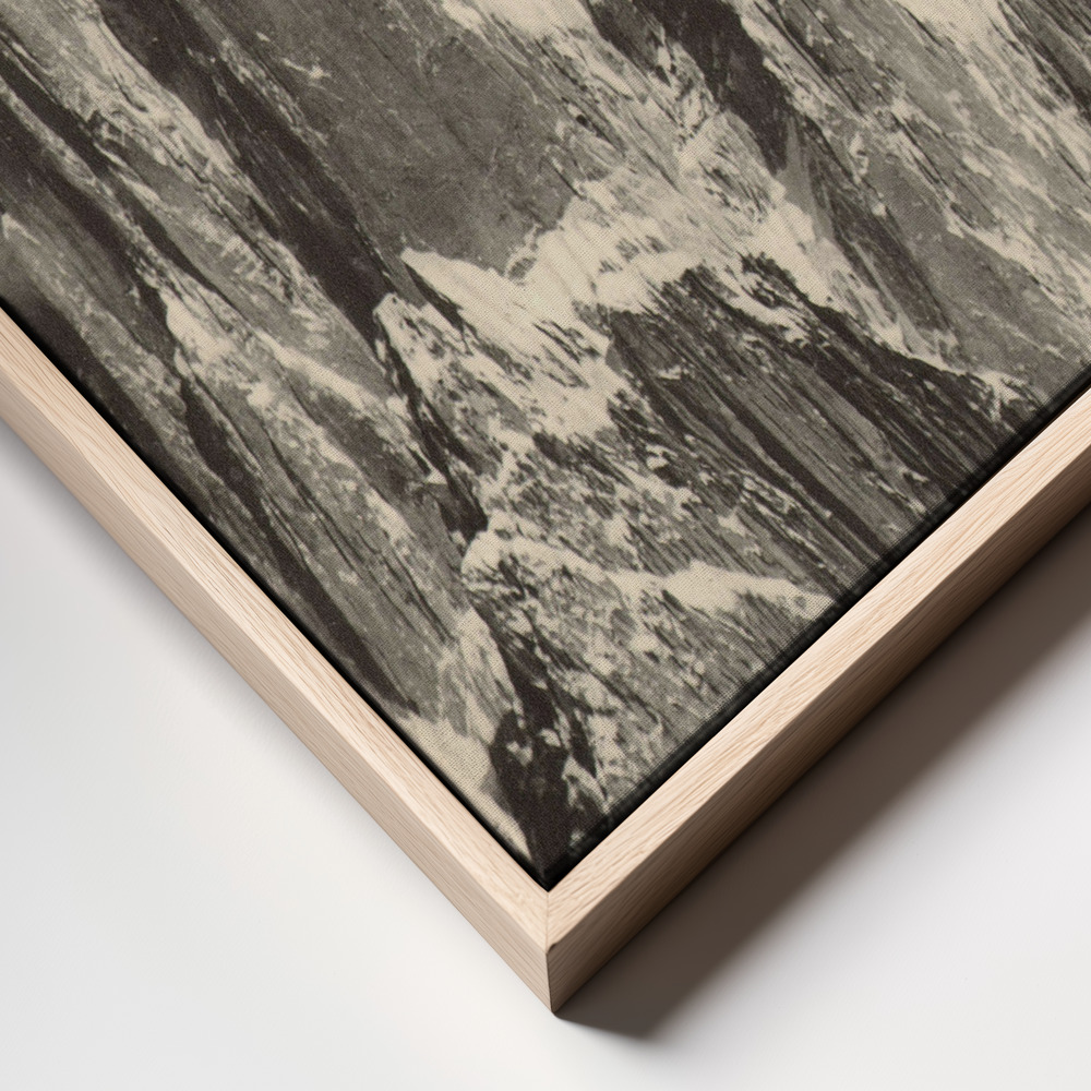 Canvas print - Mountainscape frame close up
