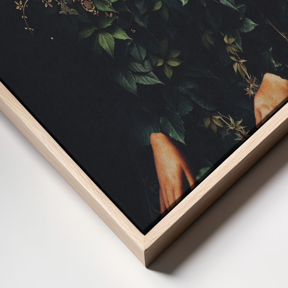 Leinwandbild - Patience II by Frank Moth frame close up