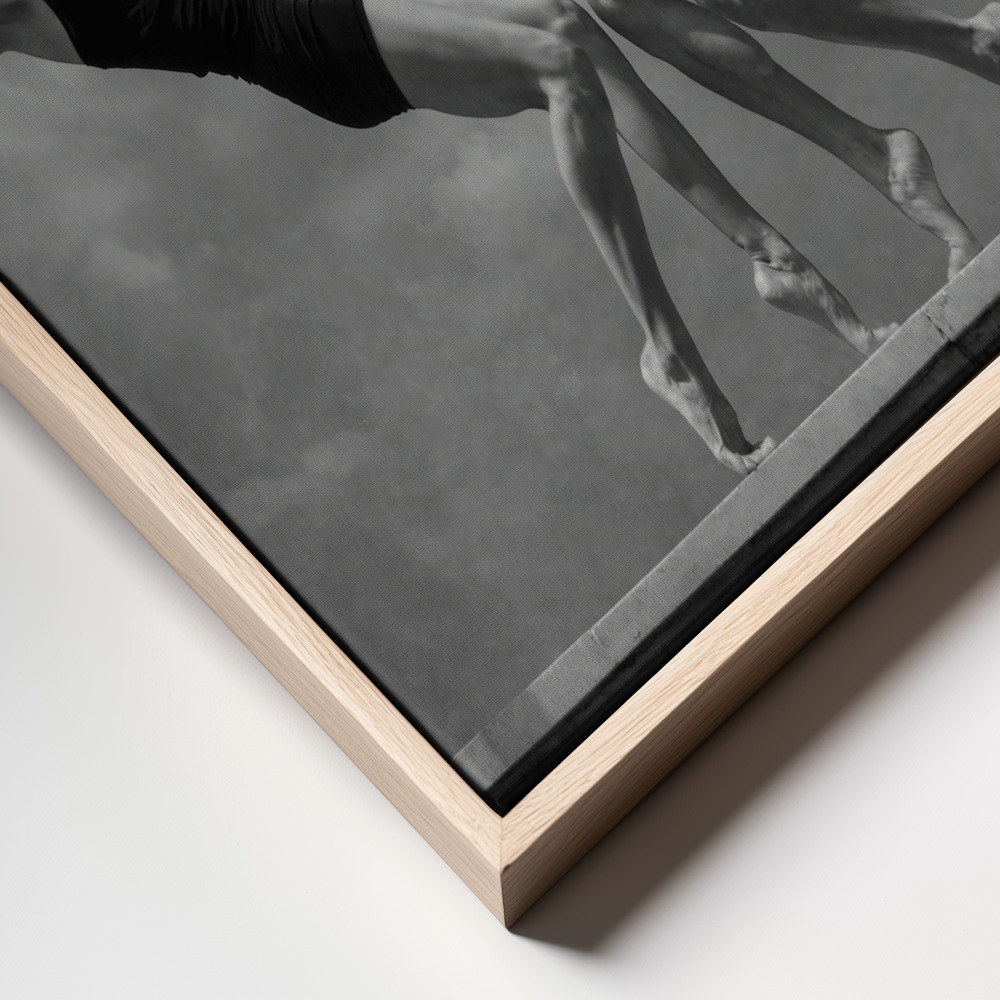 Canvas print - Grace&Strenght 2.0 frame close up