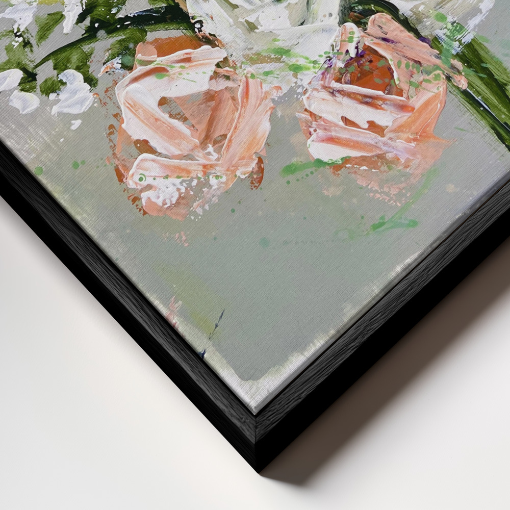 Leinwandbild - Petals in Motion rahmen Nahaufnahme - schwarzer Rahmen