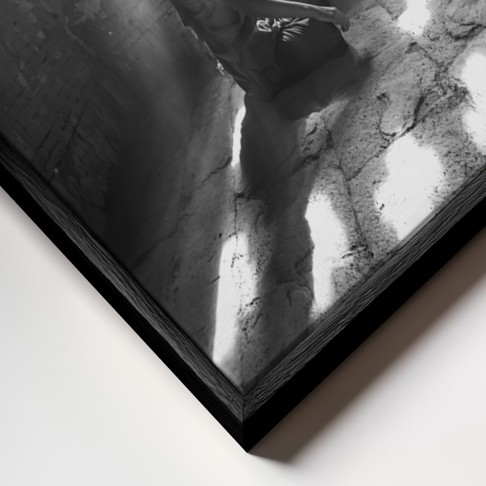 Canvas print - Learning with the master frame close up - black frame