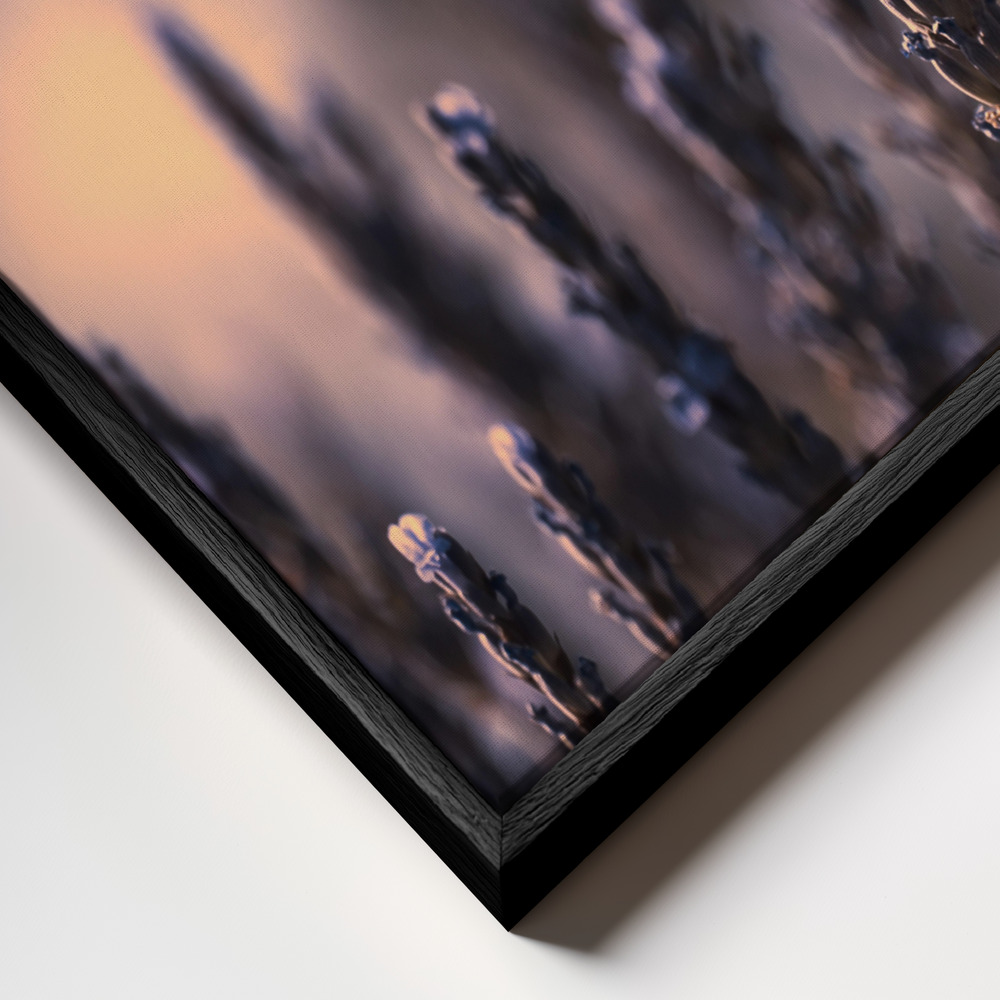Canvas print - Juste effleurée frame close up - black frame
