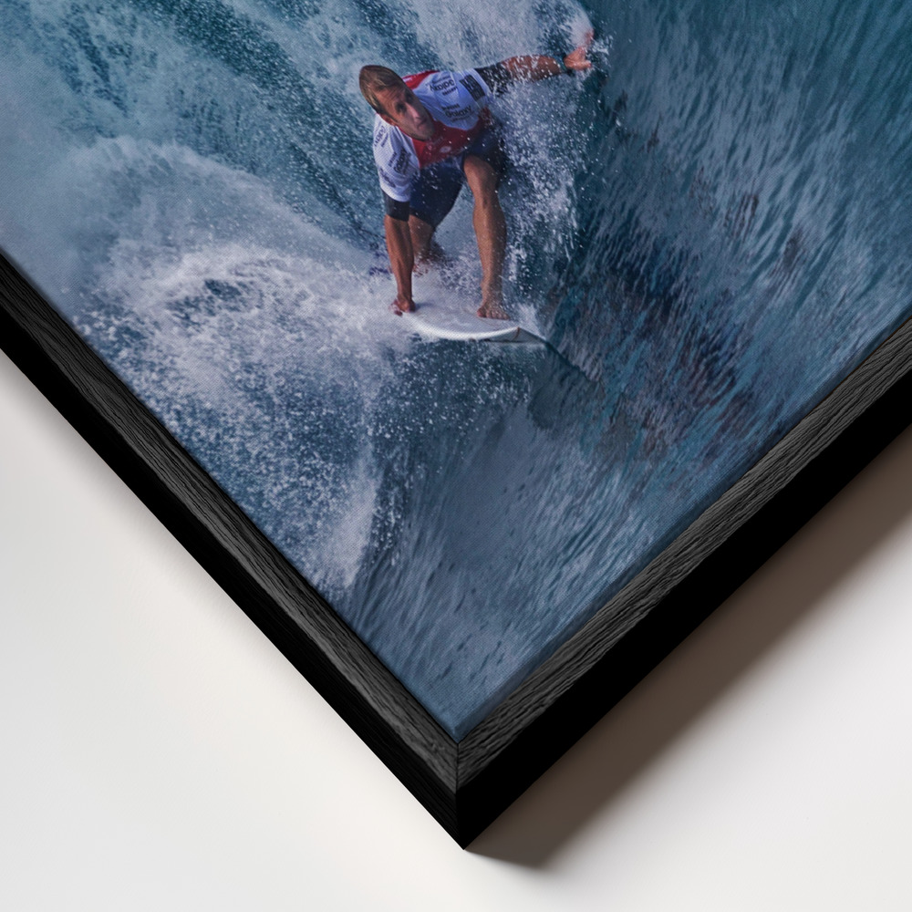 Canvas print - Out of a water tunnel frame close up - black frame