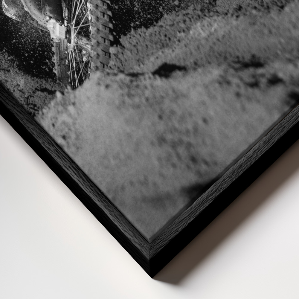 Toile - Krisztian Tompa cadre en gros plan - cadre noir